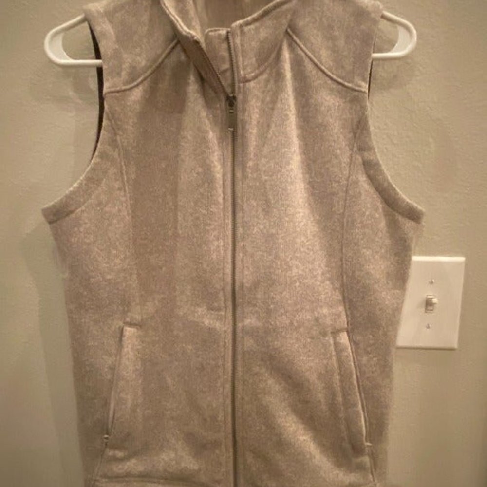 Mountain Khakis Old Faithful Sweater Vest Size L New without tags MK Women's